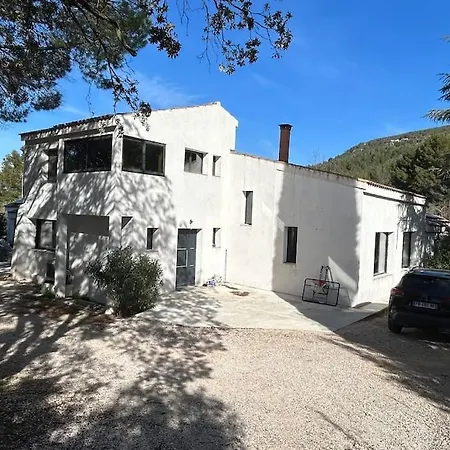 Villa Contemporaine Avec Lagon *
